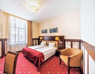 Отель Rixwell Old Riga Palace Hotel Рига Стандартный двухместный номер с 1 кроватью или 2 отдельными кроватями-1